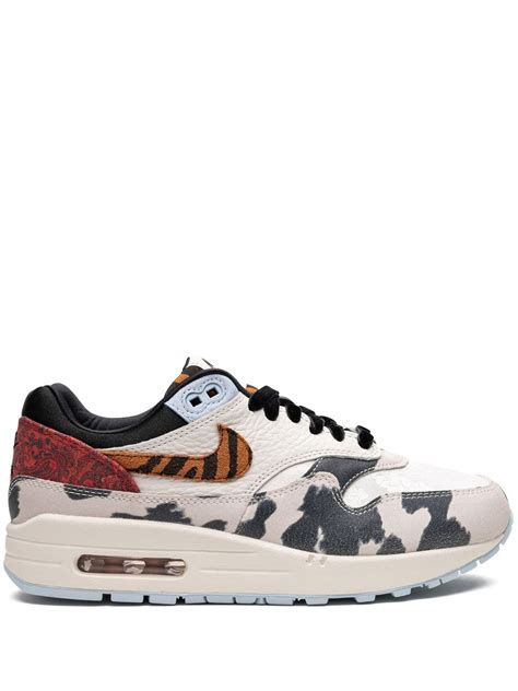 nike air max wit tijger|Nike Air Max tiger swoosh.